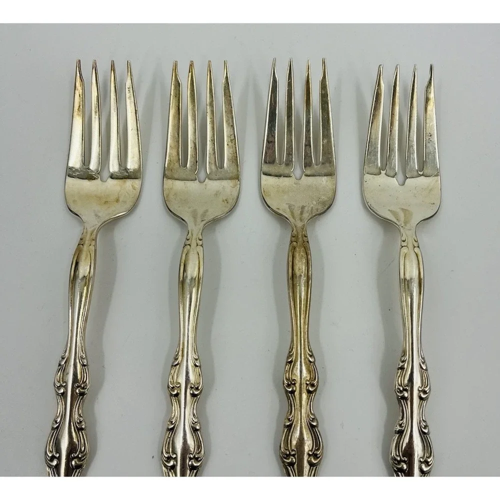 International Silver preowned tarnish